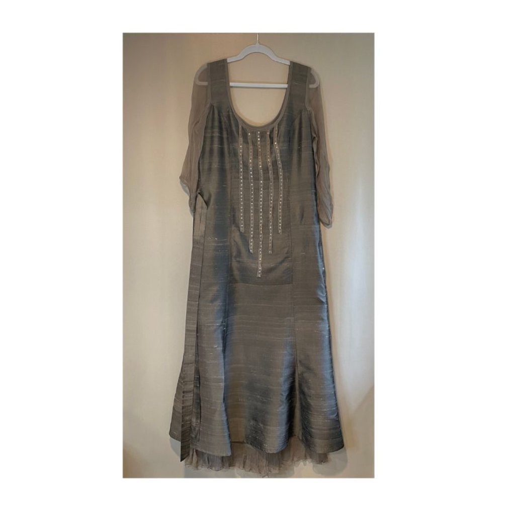 Claire.Dk Silk Maxi Dress, Bead Trim. Gold, 12/38 #50